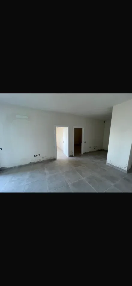 Tirane, shitet 2+1 , 111.000 € (Paskuqan)