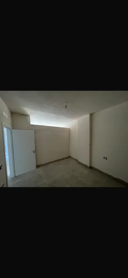 Tirane, shitet 2+1 , 111.000 € (Paskuqan)