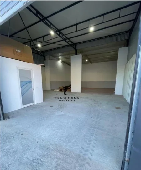 Tirane, jepet me qera magazine Kati 0, 148 m² 550 € (ALI DEMI)