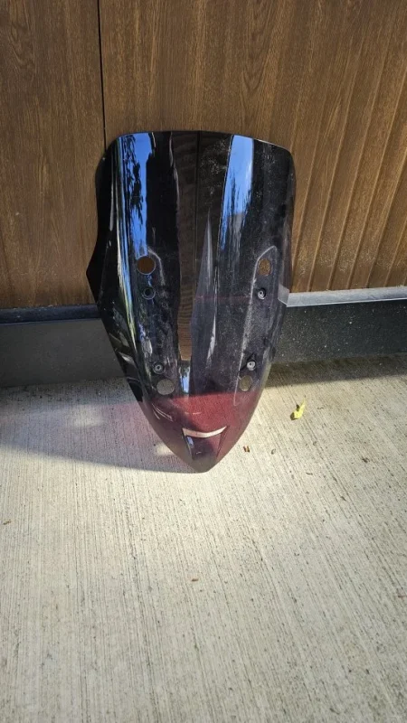 Tirane, shes Motociklete Kymco , gri metalizato 27.000 km 2.500 €