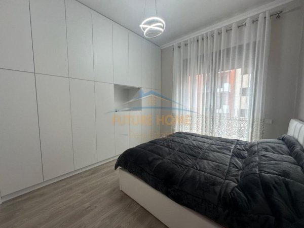 Tirane, jepet me qera apartament 1+1+Ballkon Kati 6, 65 m² 800 € (Kompleksi Delijorgji)