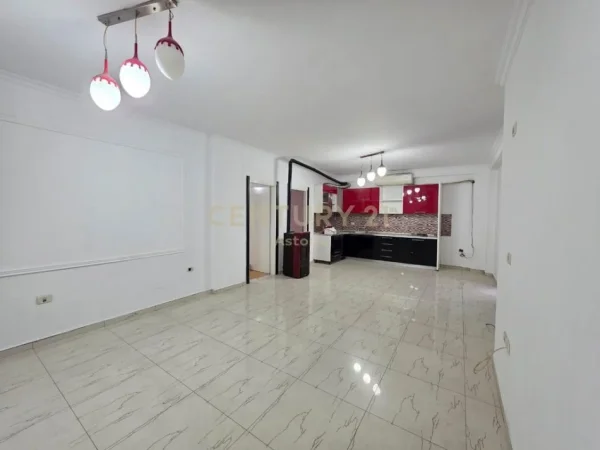 Tirane, shitet apartament Kati 1, 120 m² 140.000 € 