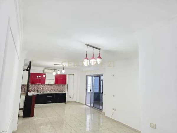 Tirane, shitet apartament Kati 1, 120 m² 140.000 € 