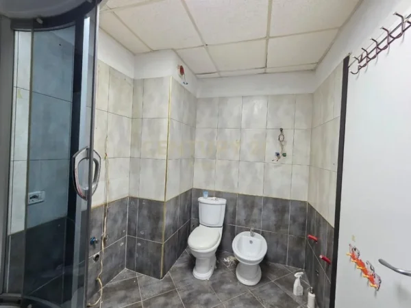 Tirane, shitet apartament Kati 1, 120 m² 140.000 € 