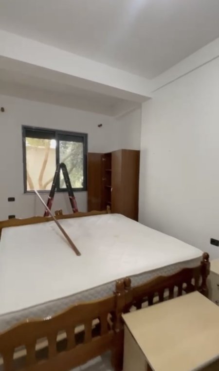 Tirane, jepet me qera shtepi 1+1 Kati 1, 60 m² 380 € (Inxh Ndertimit , 21 Dhjetori)