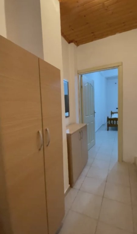 Tirane, jepet me qera shtepi 1+1 Kati 1, 60 m² 380 € (Inxh Ndertimit , 21 Dhjetori)