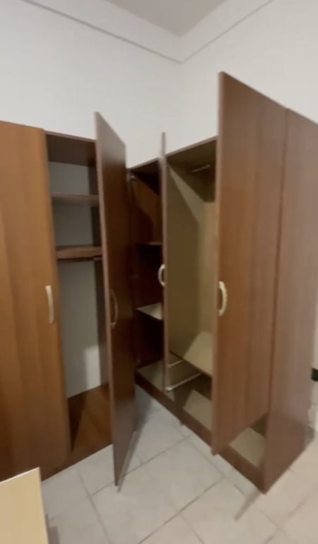 Tirane, jepet me qera shtepi 1+1 Kati 1, 60 m² 380 € (Inxh Ndertimit , 21 Dhjetori)