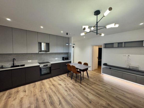 Tirane, jepet me qera Vile 2+1+Ballkon Kati 2, 85 m² 700 € (Selit , Rruga Servet Libohova)