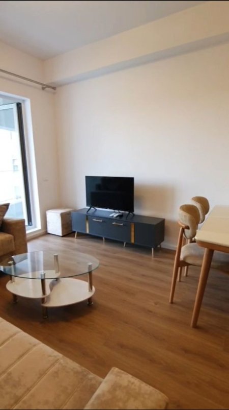Tirane, jepet me qera apartament 1+1+Ballkon Kati 5, 61 m² 40,000 Leke  (Rruga Pasho Hysa)