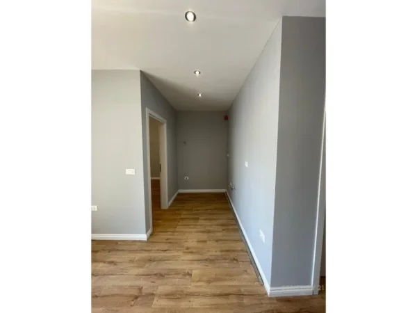Tirane, shitet apartament 1+1 Kati 6, 49 m² 98.000 € (Ali Demi)