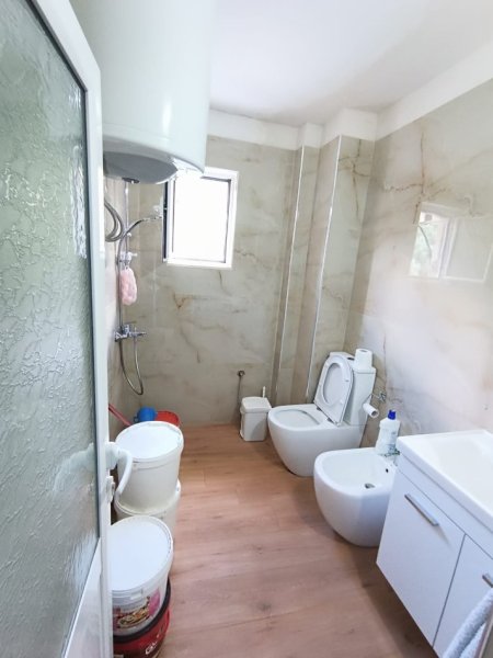 Lushnje, shes apartament 2+1 Kati 5, 74 m² 30.000 € (Naum Tesho)