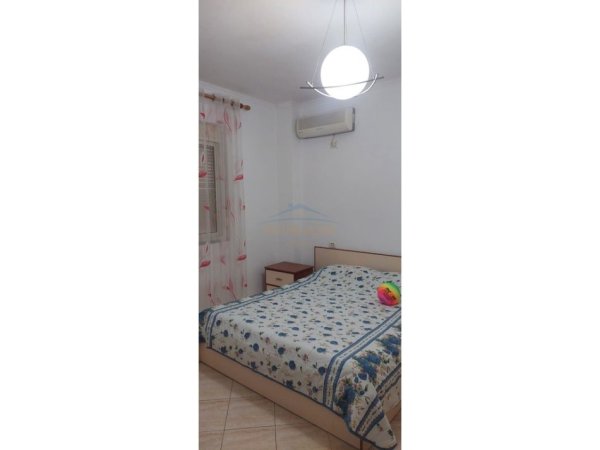 Durres, jepet me qera apartament 1+1+Ballkon Kati 5, 61 m² 300 € (Mali i Robit,Golem)