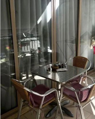 Tirane, jepet me qera apartament 2+1 Kati 2, 100 m² 450 € (Jepet me Qera Apartament 2+1+ Ballkon i madh Ne Astir.)