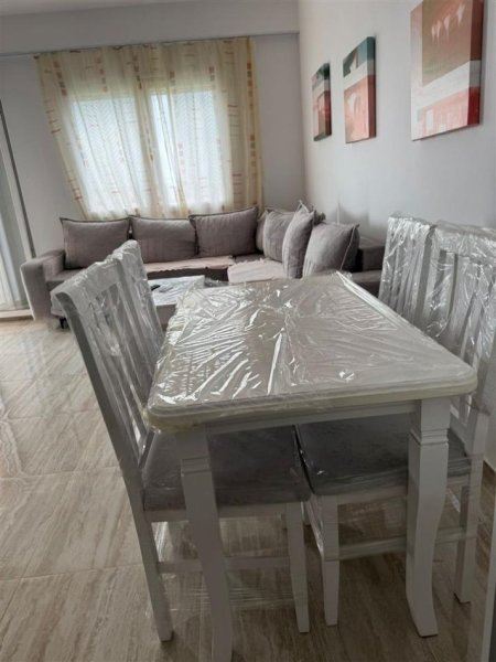 Tirane, jepet me qera apartament 1+1 Kati 5, 70 m² 37,000 leke (Prane Shkolles Ibrahim Rrugova,Prane Big Market)