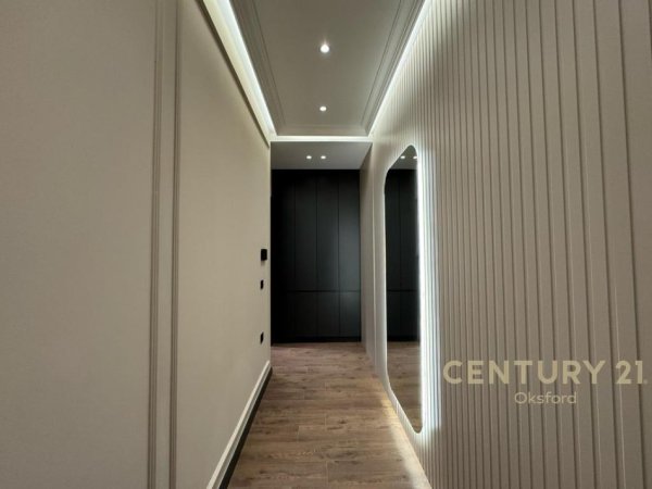 Tirane, jepet me qera apartament 1+1 Kati 5, 78 m² 900 € (E kavajes)