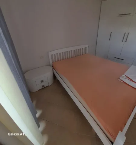 Tirane, jepet me qera 3+1 Kati 8, 98 m² 500 € (Prane Viles L Astir)