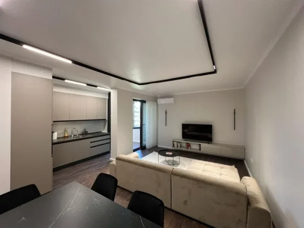 Tirane, jap me qera apartament 1+1+Ballkon Kati 9, 75 m² 800 € (stadiumi arena)