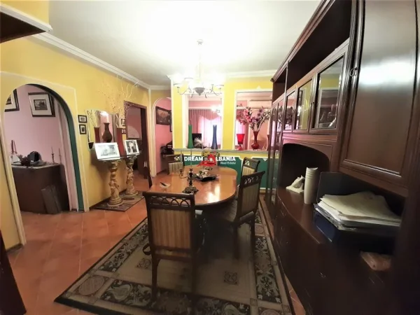 Tirane, shitet apartament 1+1 , 88 m² 125.000 € 