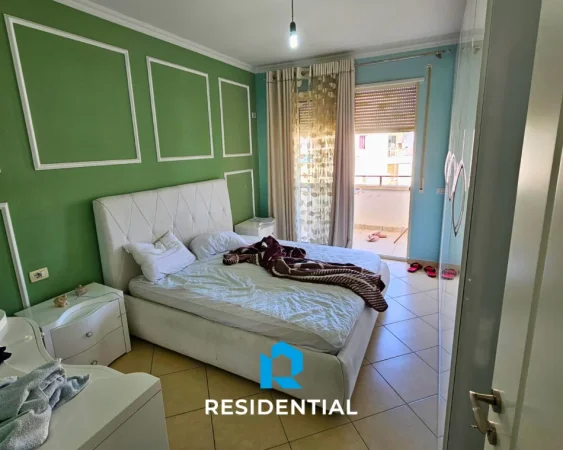 Tirane, jepet me qera apartament 2+1 Kati 8, 111 m² 430 € (Yzberisht)