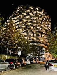 Tirane, shes apartament 1+1+Ballkon Kati 7, 118 m² 430.540 € (lion parki 1 , rr e elbasanit)