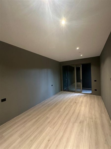 Tirane, shes apartament 1+1+Ballkon Kati 7, 118 m² 430.540 € (lion parki 1 , rr e elbasanit)