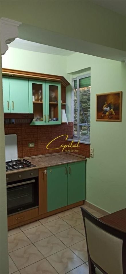 Tirane, jepet me qera apartament 2+1 Kati 5, 75 m² 600 € (VASIL SHANTO)