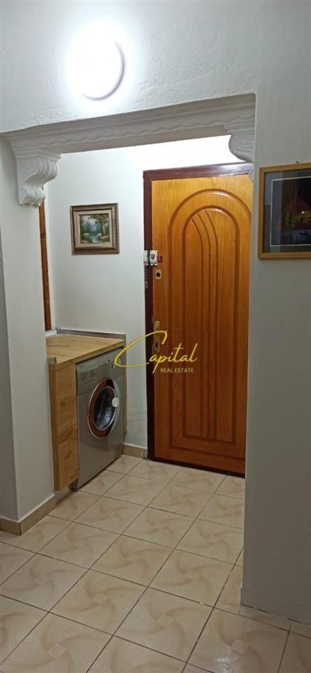Tirane, jepet me qera apartament 2+1 Kati 5, 75 m² 600 € (VASIL SHANTO)