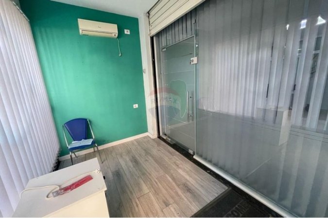 Tirane, shitet ambjent biznesi Kati 0, 37 m² 72.000 € (Rruga Riza Cerova)