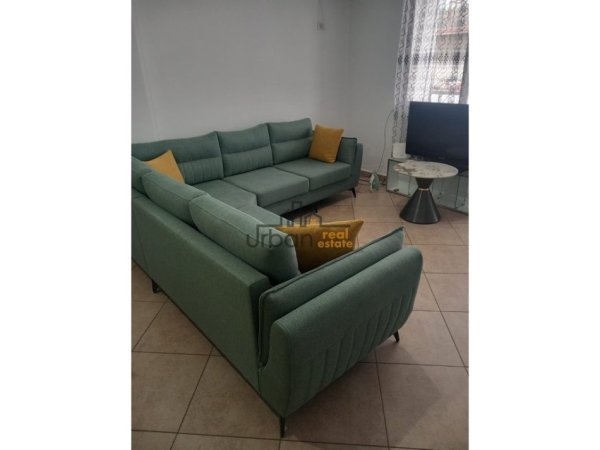 Tirane, jepet me qera apartament 1+1 Kati 3, 65 m² 400 € (Kodra e Diellit, Eleonora)