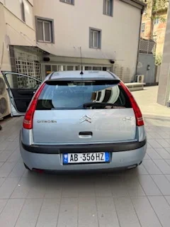 Tirane, shes makine Citroen Benzin+Gaz, gri metalizo manuale Kondicioner 124 km 1500€