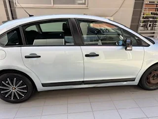 Tirane, shes makine Citroen Benzin+Gaz, gri metalizo manuale Kondicioner 124 km 1500€