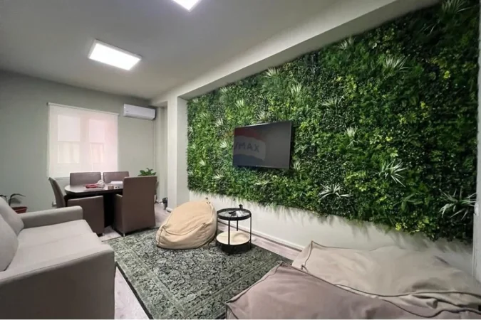 Tirane, jepet me qera zyre Kati 5, 290 m² 3.550 € (Bllok)