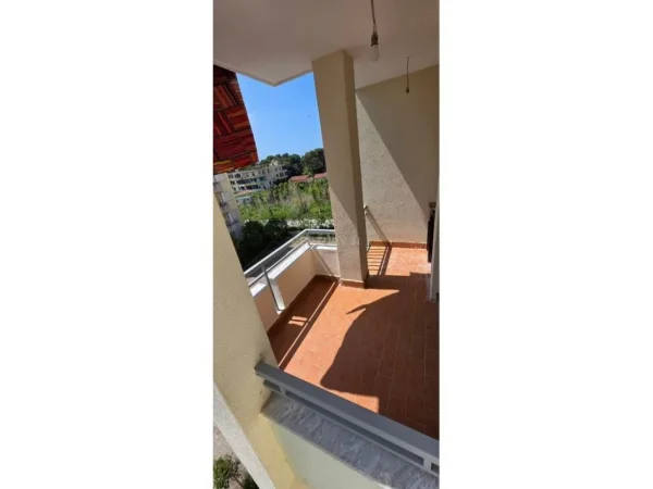 Golem, shitet 1+1+Ballkon Kati 4, 70 m² 83.000 € (Golem)