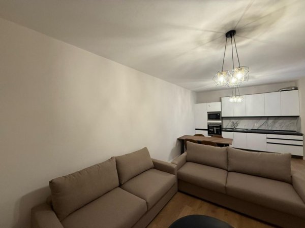 Tirane, jepet me qera apartament 2+1 Kati 3, 80 m² 700 € (don bosko)