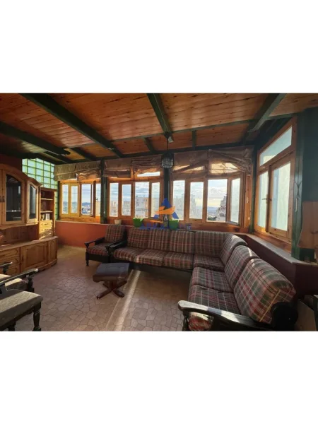 SHITET APARTAMENT 102.6M2 ME VERANDE +BALLKON NE RRUGEN "THOMA FILIPEU" 150.000 EURO.