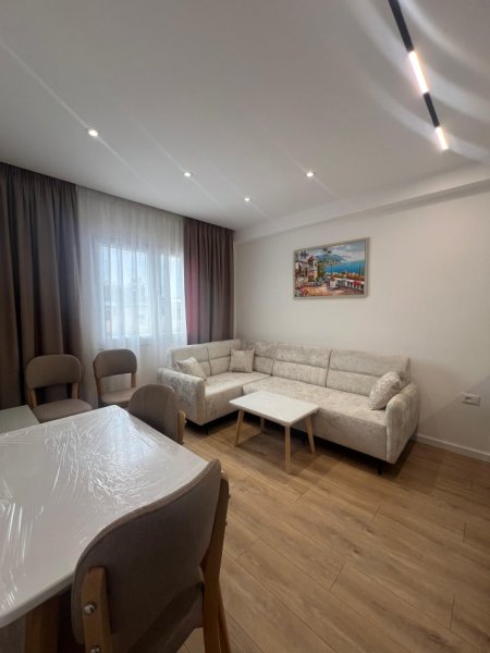 Shqiperi, shitet apartament 1+1 Kati 5, 27 m² 89.000 € (Muhamet gjollesha,21 Dhjetori)
