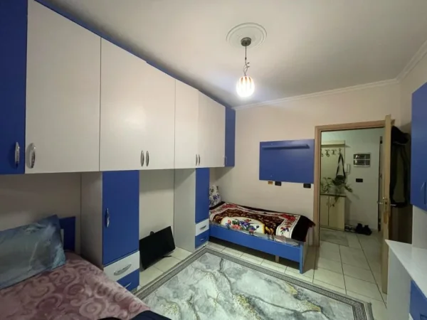 Tirane, jepet me qera apartament 2+1+Aneks+Ballkon Kati 6, 90 m² 450 € (Bohem Lounge Astir)