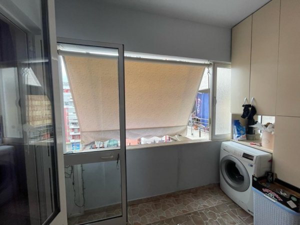Tirane, jepet me qera apartament 2+1+Aneks+Ballkon Kati 6, 90 m² 450 € (Bohem Lounge Astir)