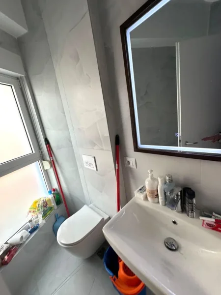 Tirane, shitet apartament 2+1 Kati 1, 73 m² 115.000 € (Ali Dem, Kompleksi Kaimi)