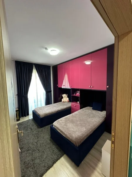 Tirane, jepet me qera apartament 2+1+Aneks+Ballkon Kati 7, 90 m² 500 € (Vila L Astir)