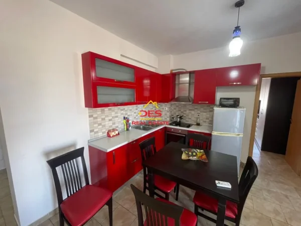 shitet 2+1+Ballkon , (Orikum,Vlorë)