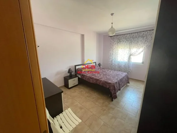 shitet 2+1+Ballkon , (Orikum,Vlorë)