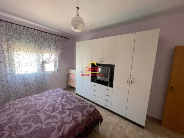 shitet 2+1+Ballkon , (Orikum,Vlorë)