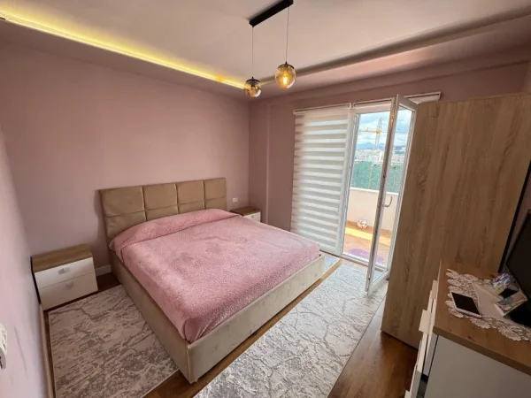 Tirane, shitet apartament 3+1 Kati 9, 122 m² 248.000 € (rruga e kavajes)