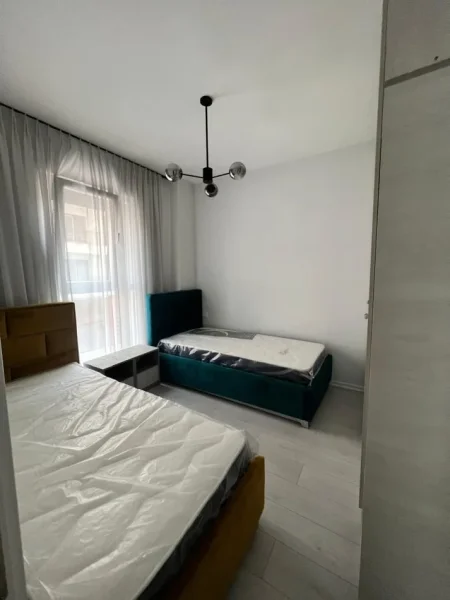 Tirane, jepet me qera apartament 2+1+Ballkon Kati 2, 95 m² 750 € (Don Bosko, Trio Tower Residence)