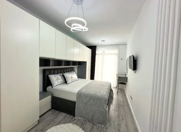 Tirane, shitet apartament 2+1 Kati 7, 85 m² 130.000 € (astir)