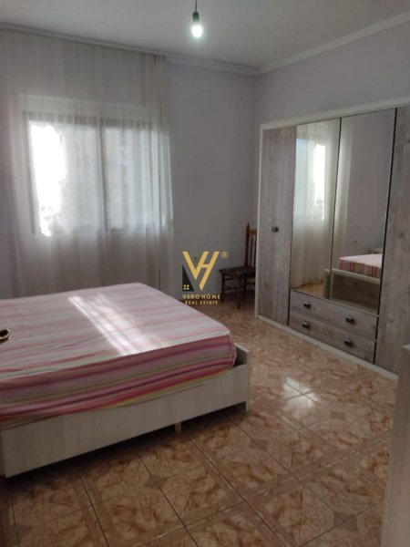 Tirane, jepet me qera shtepi 2+1+Ballkon Kati 1, 128 m² 380 € (RRUGA PASHO HYSA)
