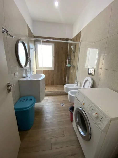 Tirane, shes apartament 2+1 Kati 4, 110 m² 138.000 € (Rruga e Dajtit)