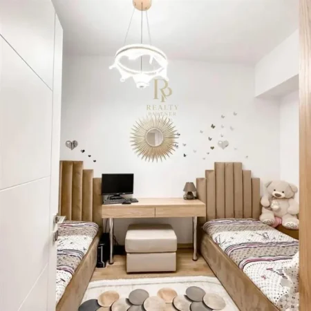 Tirane, shes apartament 3+1+Ballkon , 123 m² 250.000 € (KOPSHTI BOTANIK)