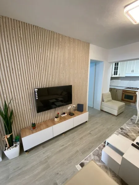 Tirane, jepet me qera apartament 2+1+Aneks Kati 1, 60 m² 550 € (zogu i zi)